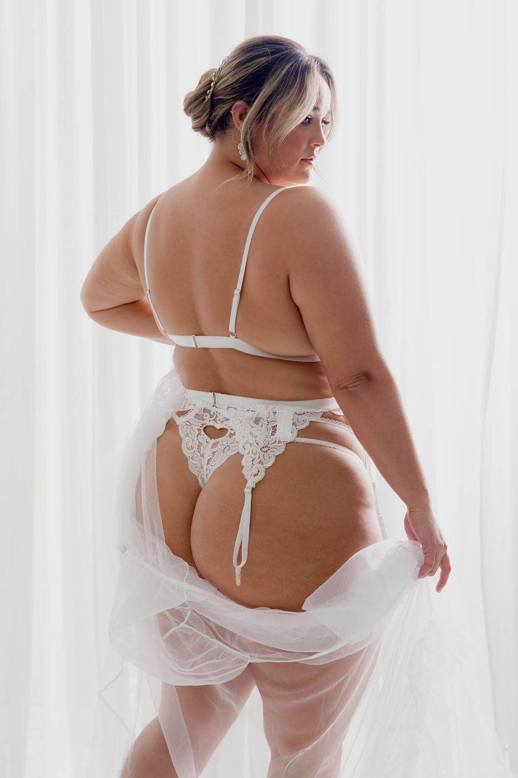 Camellia White Set - Lingerie Sets - Naked Curve