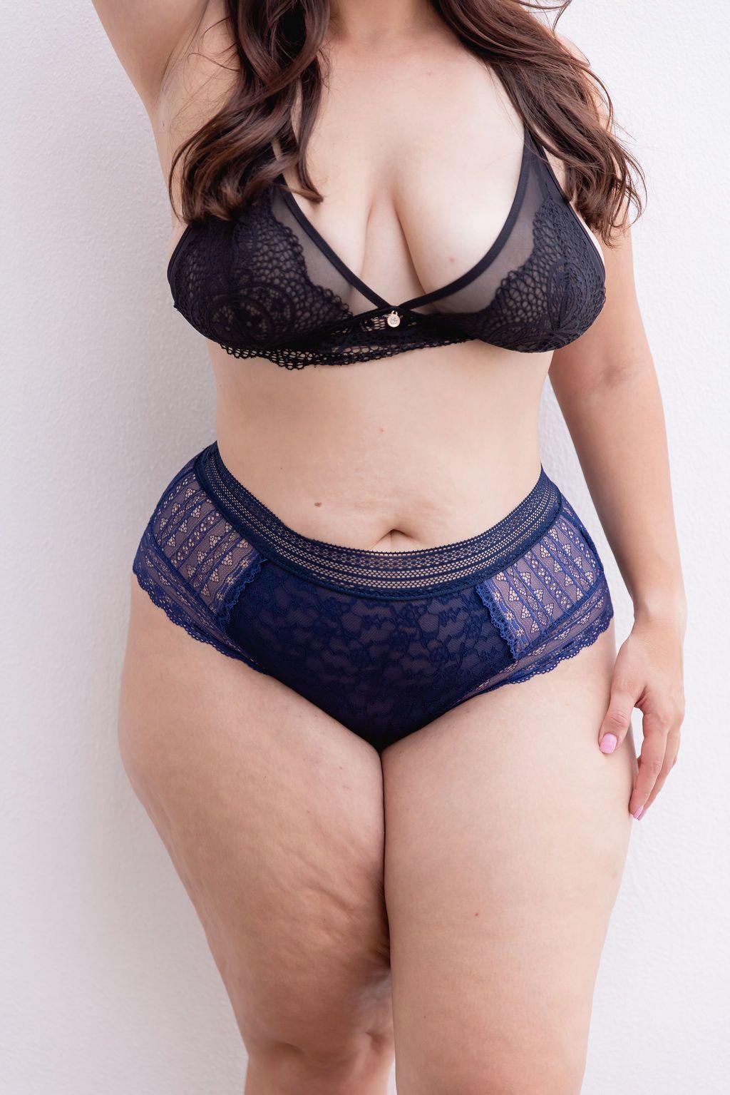 Ivy Berry Lace Briefs - Underwear - Naked Curve